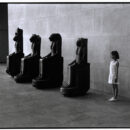Elliott Erwitt - The Metropolitan Museum of Art. New York City (1988)