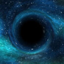 Κολοσσιαίες μαύρες τρύπες γεννήθηκαν μαζί με το Σύμπαν και έχουν «αρχεία» του Μπιγκ Μπανγκ