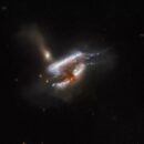 Τρεις μακρινοί γαλαξίες συγκρούονται σε μια εκπληκτική νέα εικόνα του τηλεσκοπίου Hubble