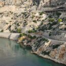 Τι κρύβεται στην Κακιά Σκάλα - Οι άγνωστες τρύπες που δεν γνωρίζουν οι οδηγοί που περνούν